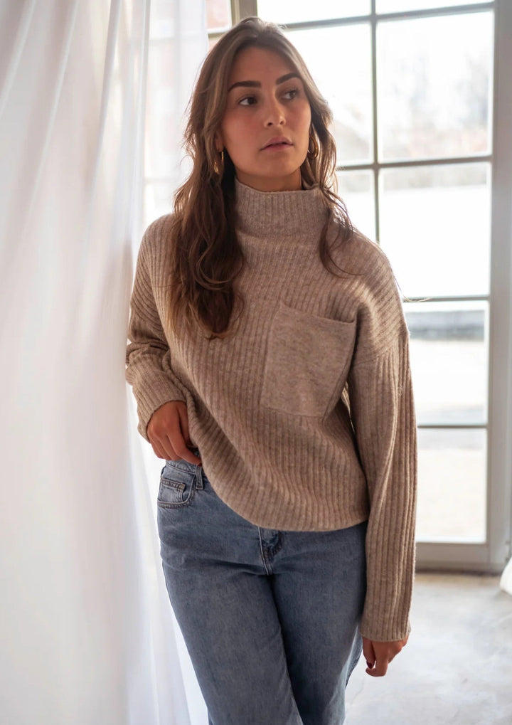 Arvenne | Soft Knitted Sweater