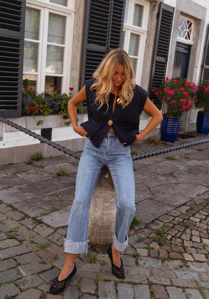 Serelith | Layering Knit Vest