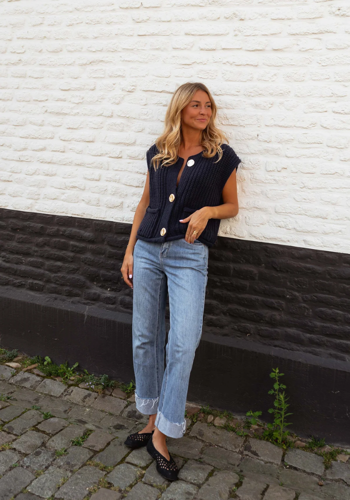 Serelith | Layering Knit Vest