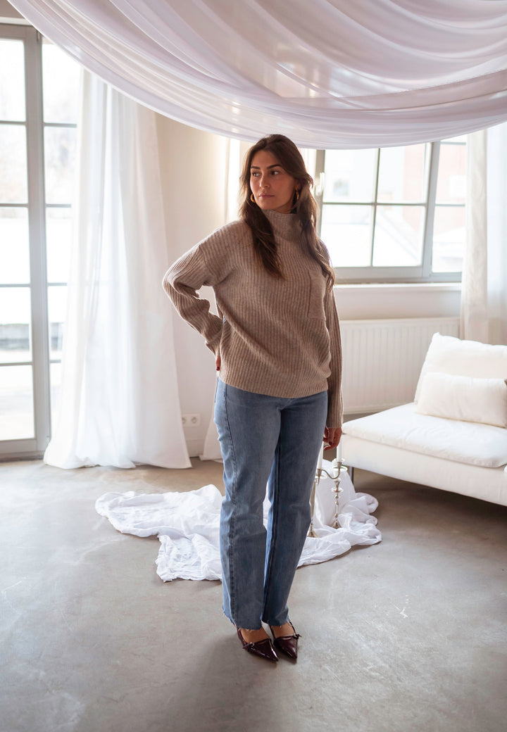 Arvenne | Soft Knitted Sweater